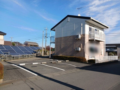 【駐車場】 | メゾン・エクセルＣ | 駐車場があるので、車を買う予定の方も安心です