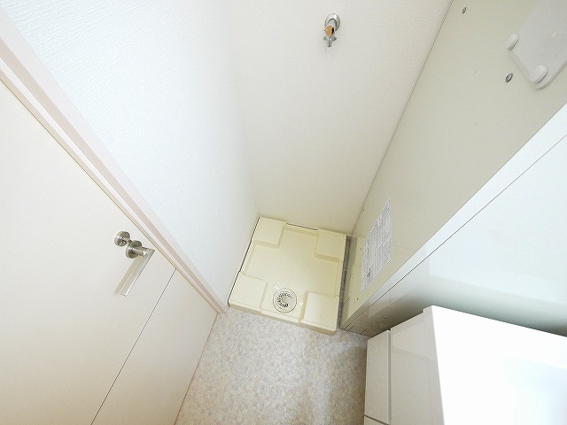 グラディオ新大宮の設備|室内に洗濯機置き場があります