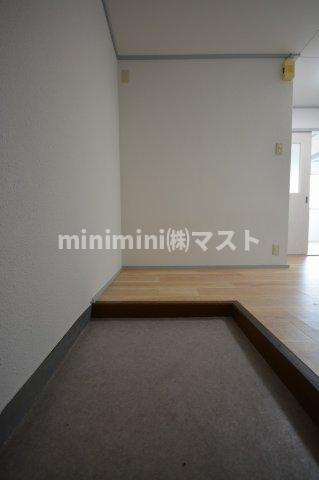 葵コーポの玄関|※同マンション別間取り参考写真です