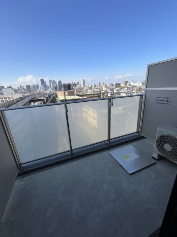 スプランディッド京橋EASTのバルコニー