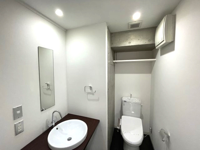 アーデンタワー南堀江のトイレ|イメージとして同マンション他部屋を表示しています