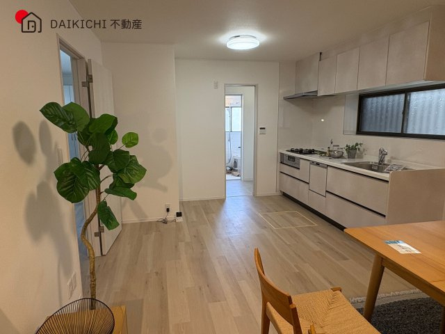 【居間・リビング】 | 川越市大袋新田　中古戸建