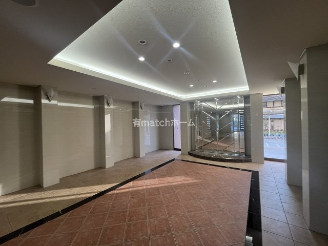 Luxe玉造南のロビー
