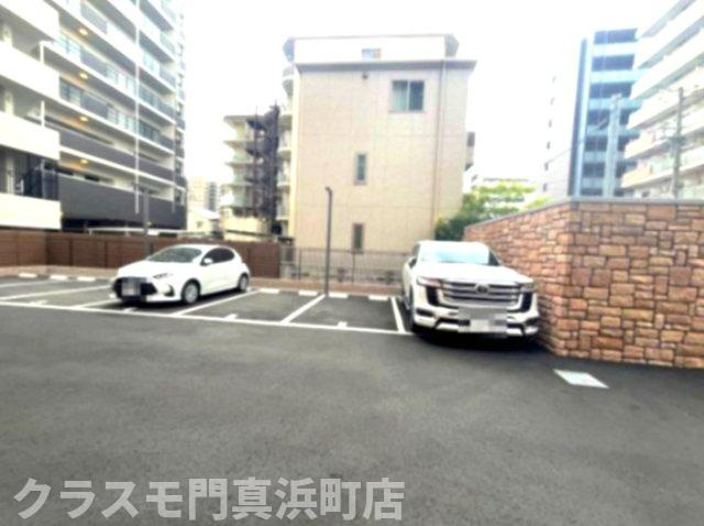 プレジオ森之宮の駐車場