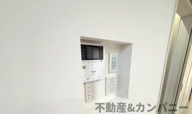 堀江町の中古戸建の防犯設備|リモコンニッチにリモコン、スイッチをまとめました