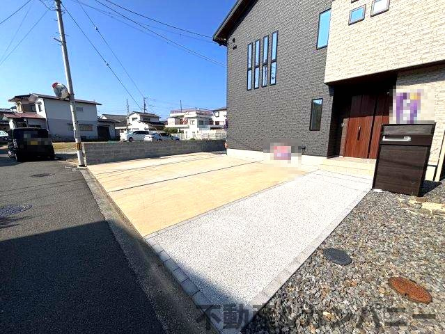 堀江町の中古戸建の駐車場|駐車場があるので、車を買う予定の方も安心です