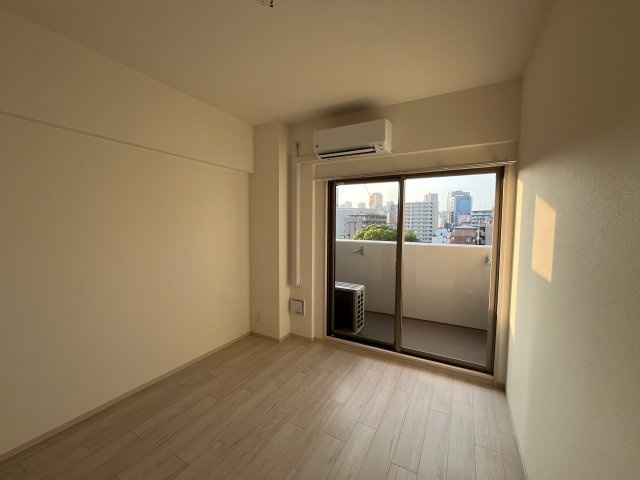Alivis福島海老江(旧フォーリアライズ福島ルノン)の居間・リビング
