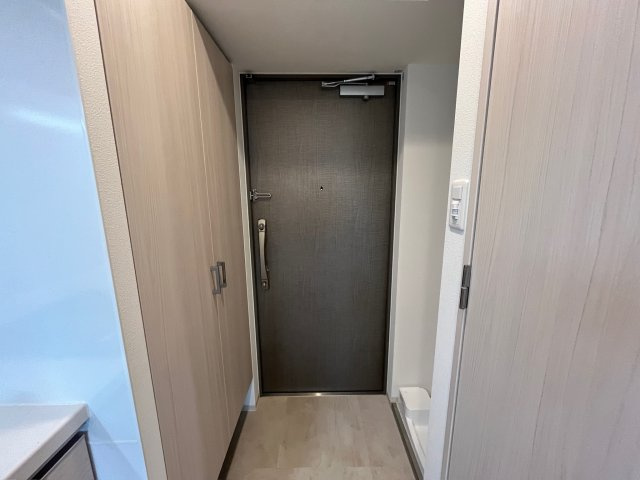 Alivis福島海老江(旧フォーリアライズ福島ルノン)の玄関