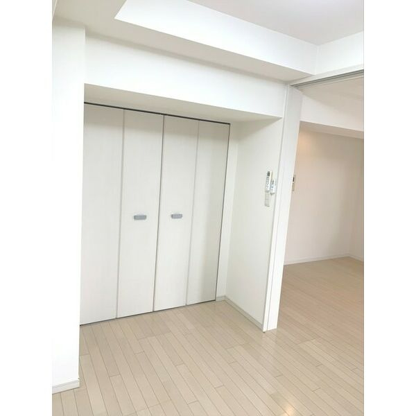 クロスレジデンス大阪新町の居間・リビング