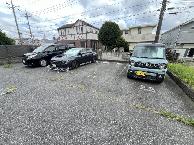 t.m.placeⅠの駐車場