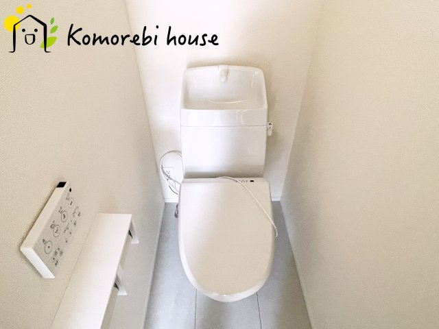 第3上尾市中分　新築一戸建て　ハートフルタウン　Aのトイレ|26.8.24　撮影済み
