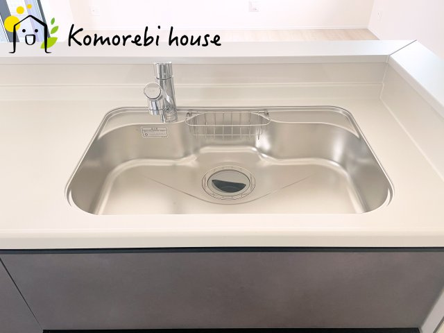 第3上尾市中分　新築一戸建て　ハートフルタウン　Aのキッチン|26.8.24　撮影済み