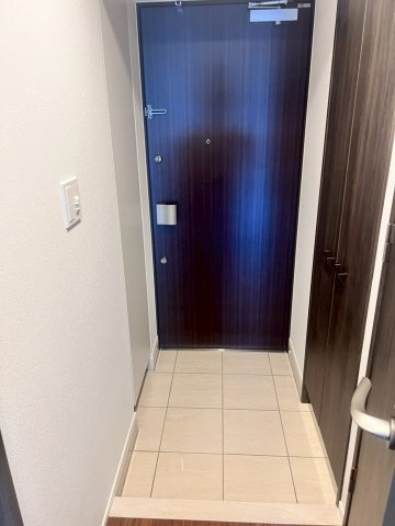 THEパームス熊野前の玄関