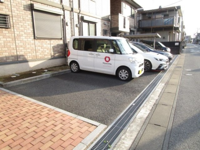 エルクレールの駐車場