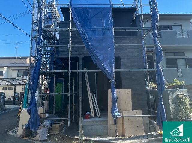 高槻市大塚町　第1期　新築一戸建ての外観|現在の進捗状況です！順調に作業進行中、完成が待ち遠しいです！詳細の間取り等、お気軽にお問い合わせください！