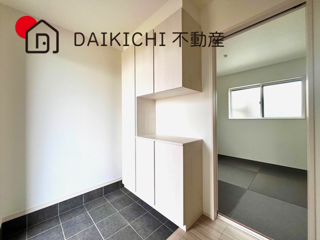 【玄関】 | 北本市本町４丁目　新築戸建　全8棟　3号棟
