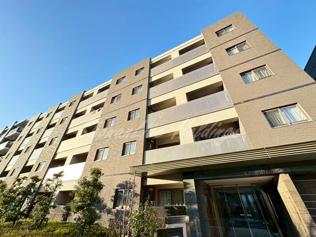グランシャリオ武蔵小杉の外観