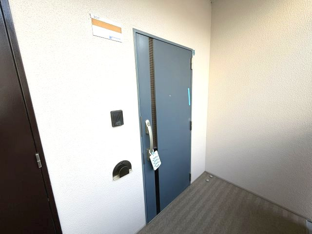 サンテラスエクセルガーデンの玄関