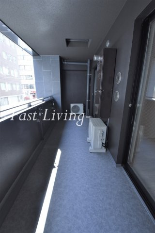 ALTERNA日本橋のバルコニー