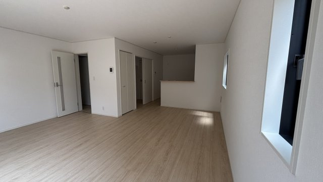 手城町3丁目　2/1の居間・リビング