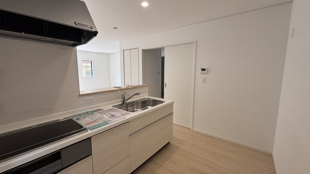 手城町3丁目　2/1のキッチン