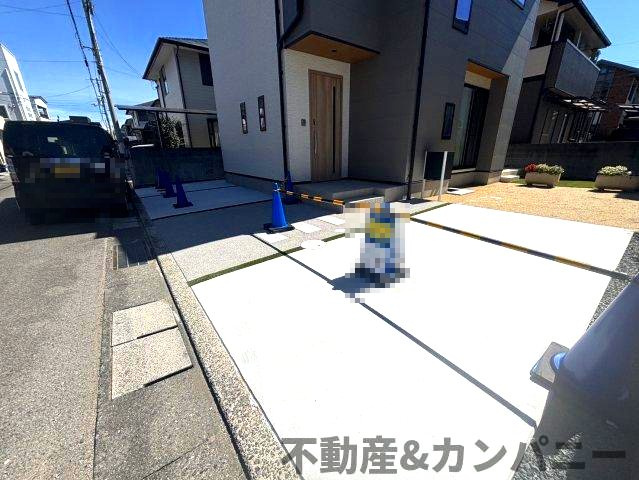 CS南斎院分譲住宅の駐車場|駐車場があるので、車を買う予定の方も安心です