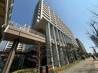【外観】 | シーサイドレジデンスコスモスクエア駅前 | 【２ＬＤＫのくらしやすい間取り】全室窓があるので、風通しがよく明るいお家です！