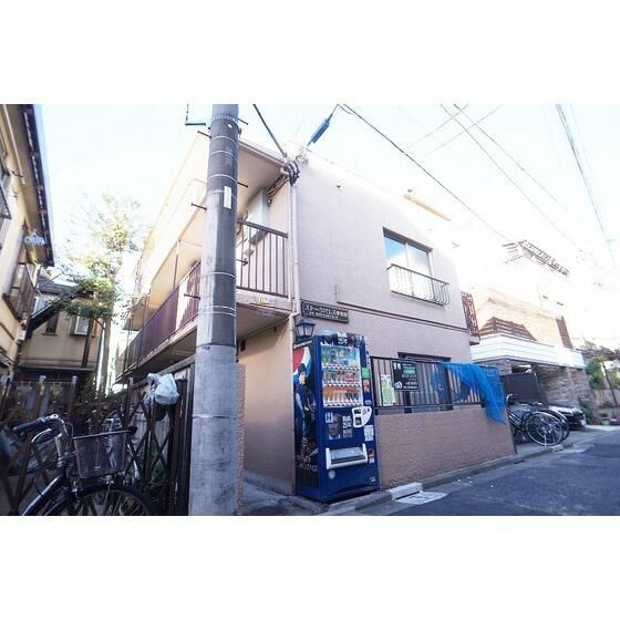 ストークパレス参番館の外観