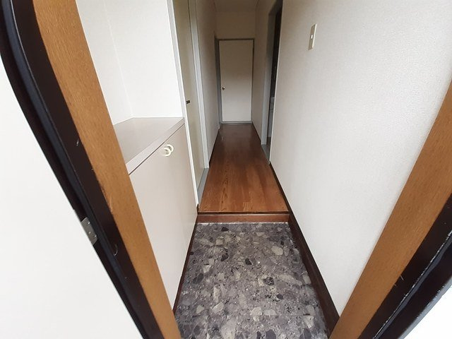 グラスガーデンⅡの玄関|落ち着いた玄関です