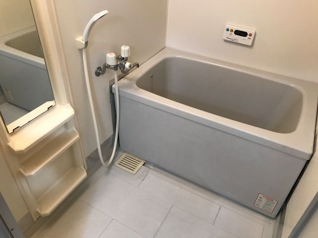 ガーデンハイム壱番館の浴室