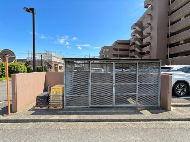 ヒルズ・ウィロードのその他共用部分|敷地内にあるゴミ置き場になります。