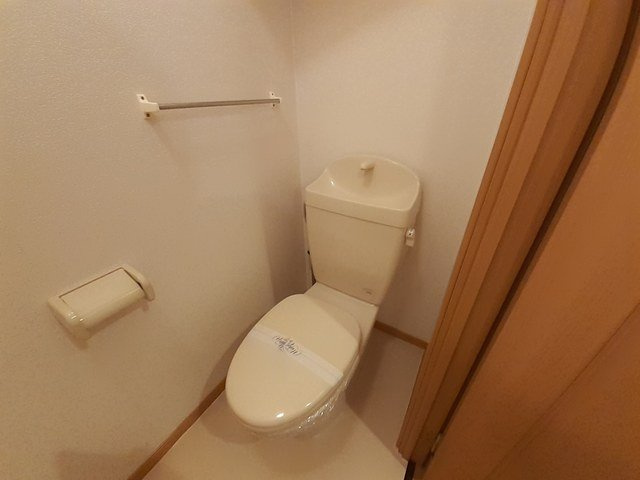 【トイレ】 | カサ　デ　フロール | ゆったりとした空間のトイレです