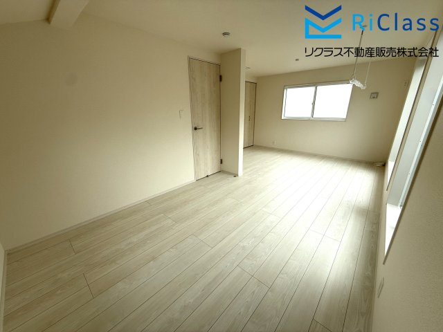 新築戸建　神戸市兵庫区菊水町4丁目11　２号棟の寝室|落ち着いて過ごせるお部屋なので、寝室にいかがでしょうか