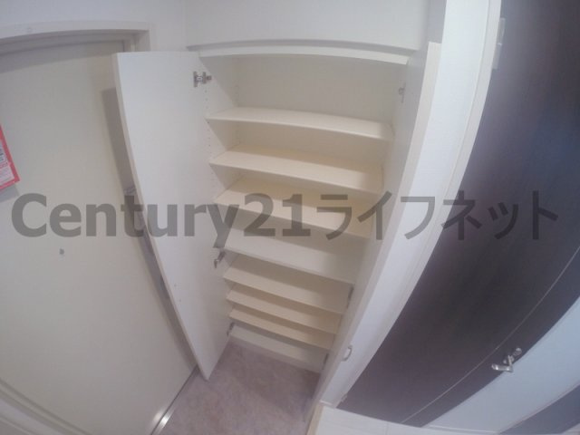 【玄関】 | スプランディッド新大阪DUE