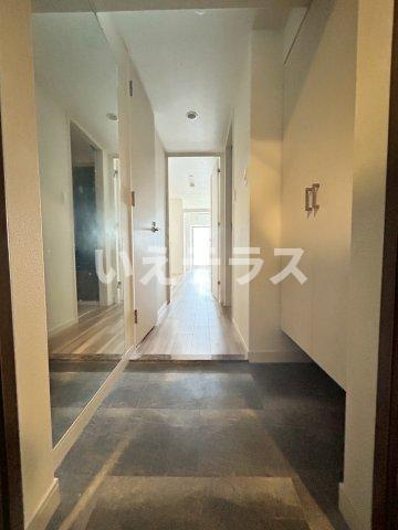 レオンコンフォート神戸駅前の玄関