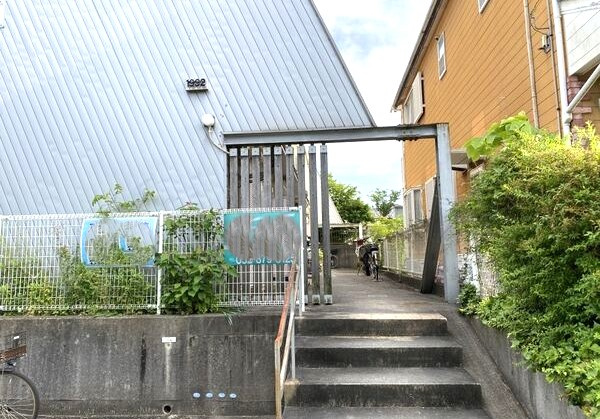 上旭パークハウスのエントランス