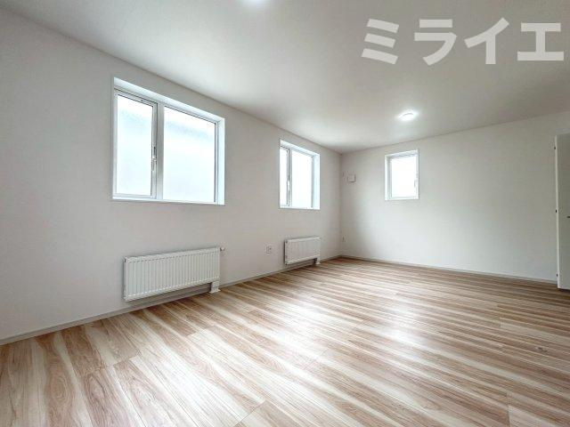 【新築戸建】札幌市西区八軒9条東2丁目3棟の洋室|間仕切壁設置により4LDKに変更可能です。(同仕様物件)