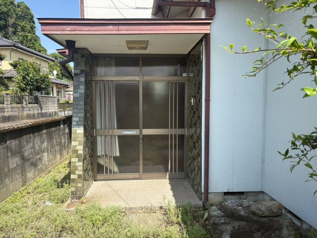 山田町蔵ノ内 中古一戸建ての玄関