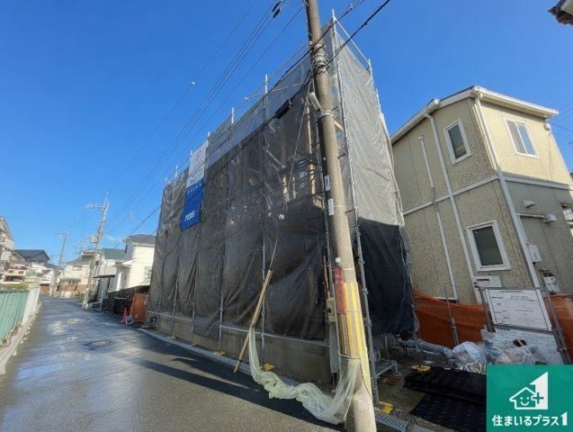 枚方市養父東町　新築一戸建ての外観|現在建築中！落ち着いた街並みで新生活を始めることが出来そう！周辺の物件も併せてご紹介させて頂きます！