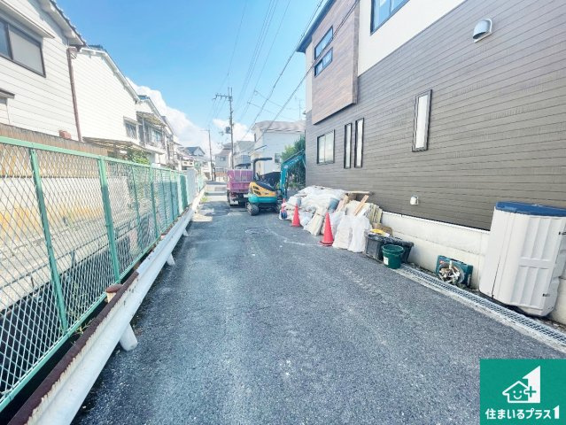 ■枚方市養父東町　新築一戸建ての外観|現在建築中！落ち着いた街並みで新生活を始めることが出来そう！周辺の物件も併せてご紹介させて頂きます！