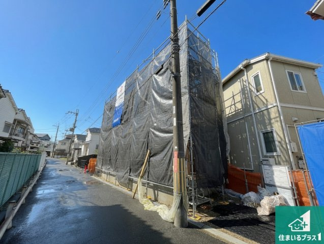 枚方市養父東町　新築一戸建ての外観|現在の進捗状況です！順調に作業進行中、完成が待ち遠しいです！詳細の間取り等、お気軽にお問い合わせください！
