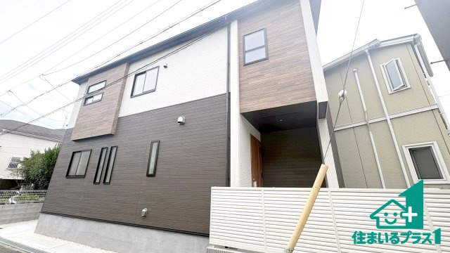 ■枚方市養父東町　新築一戸建ての外観|安心の10年保証！外観を美しく保ち、雨水で汚れを落とします！気になることがありましたら、お気軽にお問い合わせください！