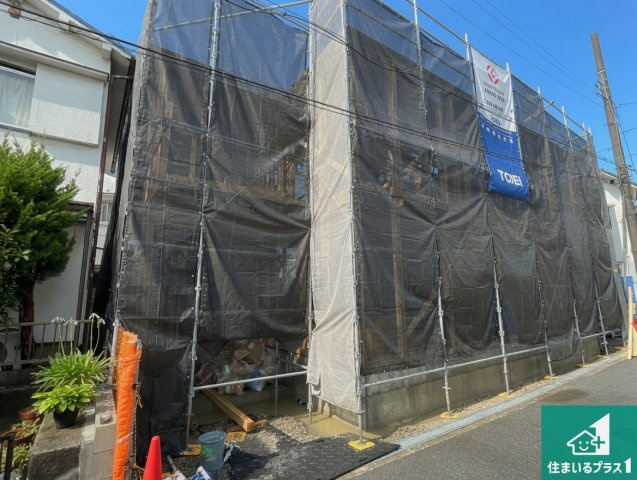 枚方市養父東町　新築一戸建ての外観|現在建築中！落ち着いた街並みで新生活を始めることが出来そう！周辺の物件も併せてご紹介させて頂きます！