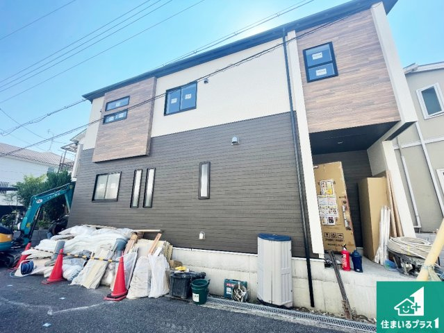 ■枚方市養父東町　新築一戸建ての外観|現在建築中！落ち着いた街並みで新生活を始めることが出来そう！周辺の物件も併せてご紹介させて頂きます！
