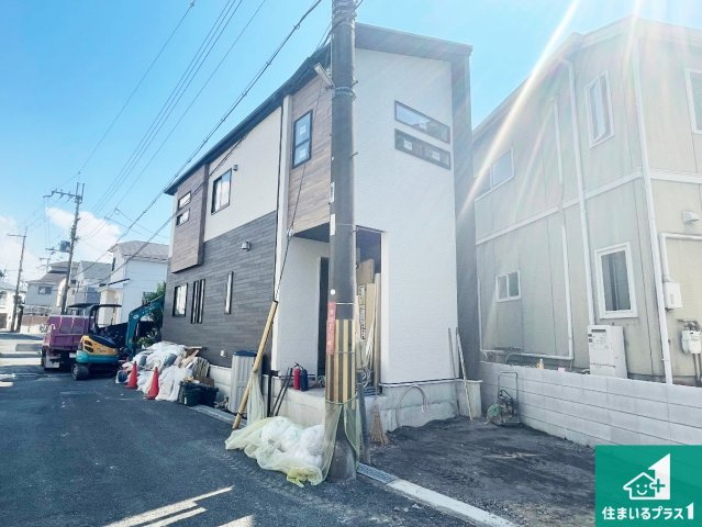 ■枚方市養父東町　新築一戸建ての外観|現在建築中！落ち着いた街並みで新生活を始めることが出来そう！周辺の物件も併せてご紹介させて頂きます！