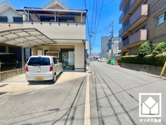 南区吉祥院新田弐ノ段町の前面道路含む現地写真