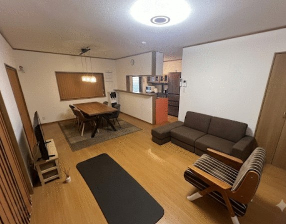 南区吉祥院新田弐ノ段町の居間・リビング