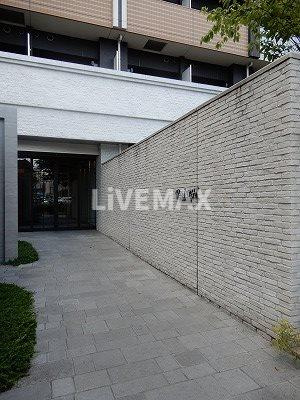【エントランス】レジュールアッシュウエストレジス