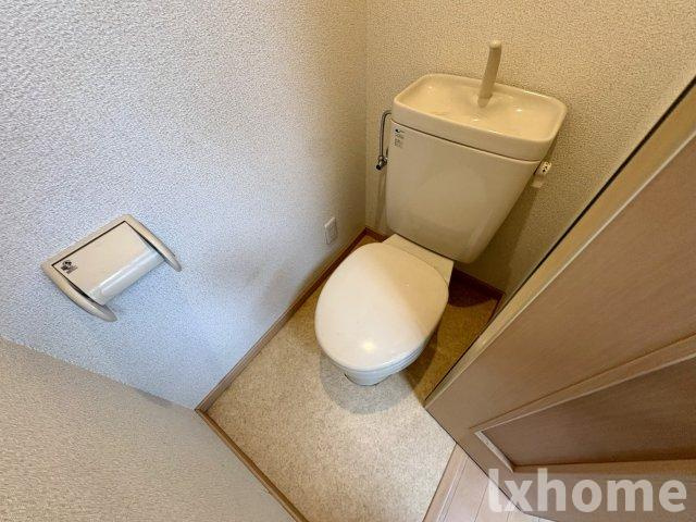 レストフォルム茨木のトイレ|ゆったりとした空間のトイレです