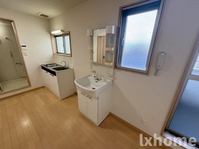 レストフォルム茨木の洗面所|使いやすい洗面所です